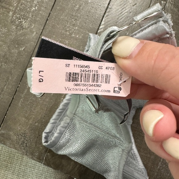 VICTORIAS SECRET NWT Silver Gray Metallic Mesh Bralette Sheer With Boning Size L - Picture 7 of 8